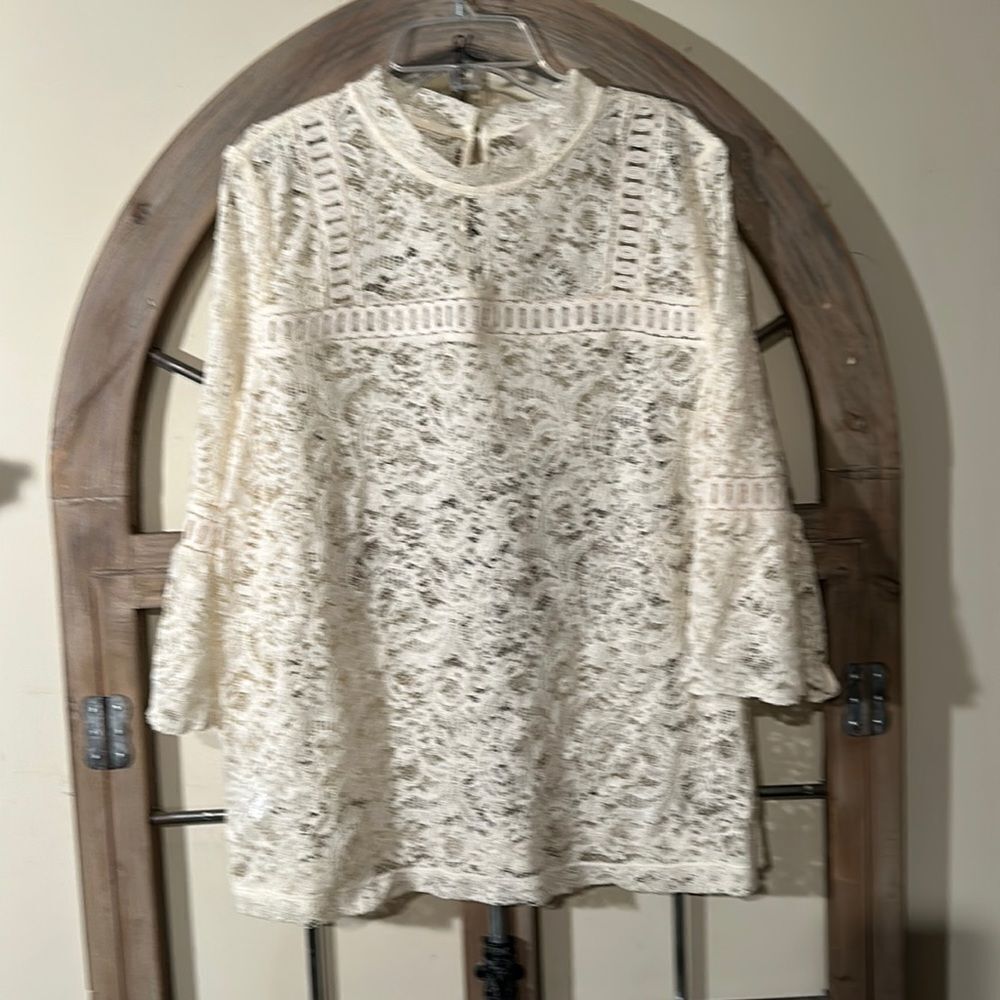 Loft lace blouse size Medium
